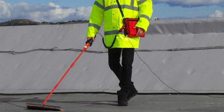 flat roof leak detection