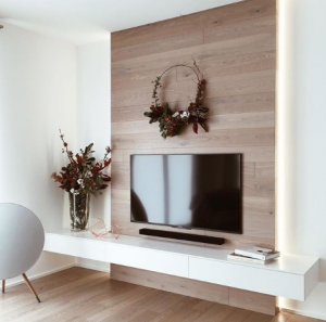 Create a real decoration around the television