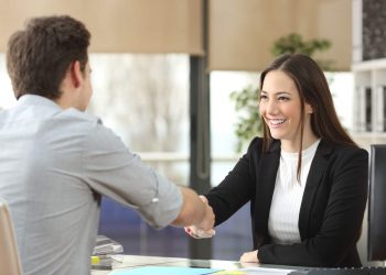 5 Tips to Sell Services to Businesses
