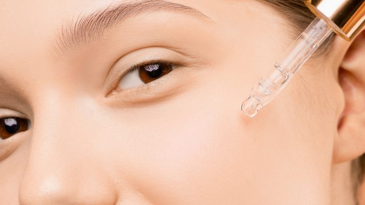 A Closer Look at Tea Tree Oil Toner